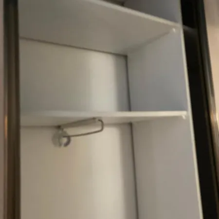 Location Chambre Avec Salle De Bain Et Partie Commune Sea View & Mountain View Renting 1 Of 3 Bedrooms With Shared Common Space 3 Bdrm Apt Not 1 Bdrm Plus Clime Ou Ac Appartamento Bastia (Corsica)