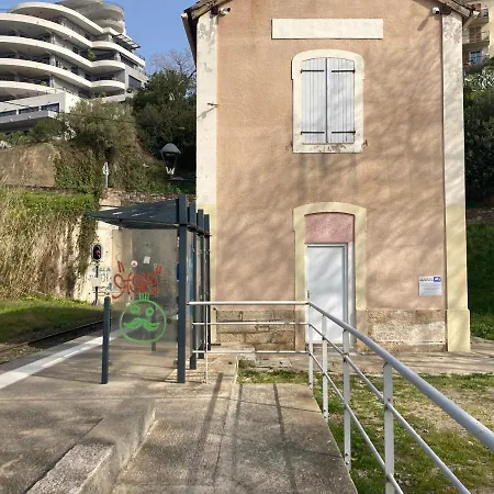 Appartamento Location Chambre Avec Salle De Bain Et Partie Commune Sea View & Mountain View Renting 1 Of 3 Bedrooms With Shared Common Space 3 Bdrm Apt Not 1 Bdrm Plus Clime Ou Ac *