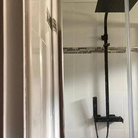 Location Chambre Avec Salle De Bain Et Partie Commune Sea View & Mountain View Renting 1 Of 3 Bedrooms With Shared Common Space 3 Bdrm Apt Not 1 Bdrm Plus Clime Ou Ac Appartamento *